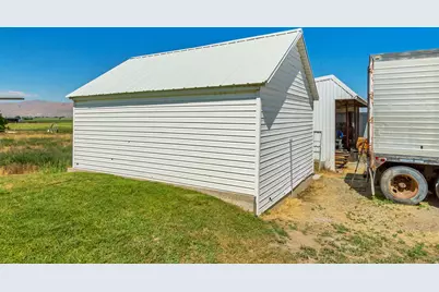 9074 N 11600 W, Penrose, UT 84337 - Photo 36