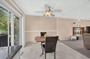 9545 S Robins Wy, Sandy, UT 84094 - Photo 8