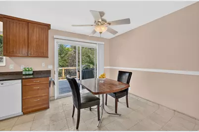 9545 S Robins Way, Sandy, UT 84094 - Photo 10