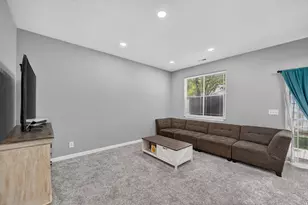 6714 S Pines Way, West Jordan, UT 84084 - Photo 4