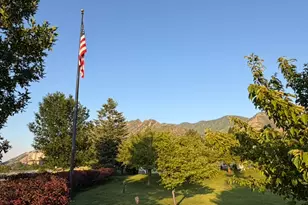 2726 E Wasatch Dr, Salt Lake City, UT 84108 - Photo 22