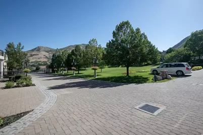 2726 E Wasatch Dr #19, Salt Lake City, UT 84108 - Photo 20