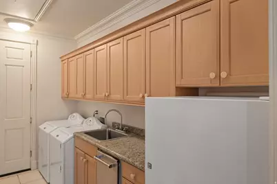 2726 E Wasatch Dr #19, Salt Lake City, UT 84108 - Photo 76