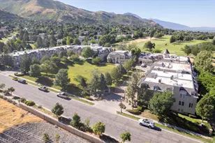 2726 E Wasatch Dr, Salt Lake City, UT 84108 - Photo 14