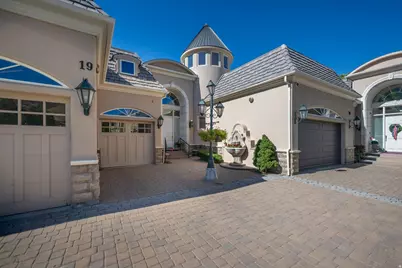 2726 E Wasatch Dr #19, Salt Lake City, UT 84108 - Photo 2