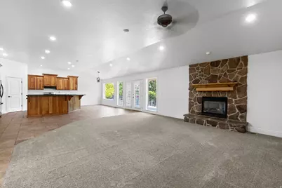807 W 2240 N, Pleasant Grove, UT 84062 - Photo 6