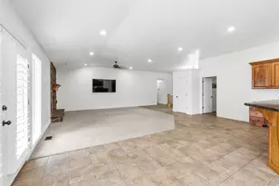 807 W 2240 N, Pleasant Grove, UT 84062 - Photo 20