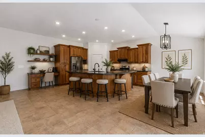 807 W 2240 N, Pleasant Grove, UT 84062 - Photo 8