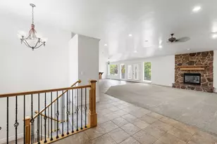 807 W 2240 N, Pleasant Grove, UT 84062 - Photo 4