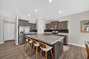 846 W Wellington Ave, North Salt Lake, UT 84054 - Photo 6