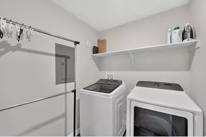 846 W Wellington Ave, North Salt Lake, UT 84054 - Photo 20