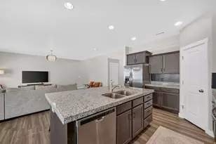 846 W Wellington Ave, North Salt Lake, UT 84054 - Photo 8