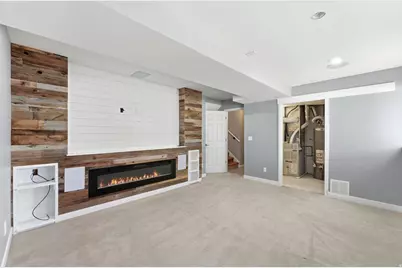 2034 S 1600 W, Woods Cross, UT 84087 - Photo 18