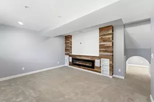 2034 S 1600 W, Woods Cross, UT 84087 - Photo 20