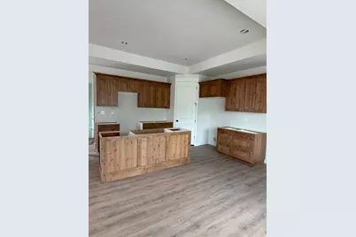 657 S 1600 W, Provo, UT 84601 - Photo 2