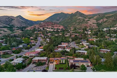 2199 S Scenic Dr, Salt Lake City, UT 84109 - Photo 36