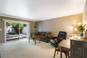 2199 E Carriage Ln, Salt Lake City, UT 84117 - Photo 4