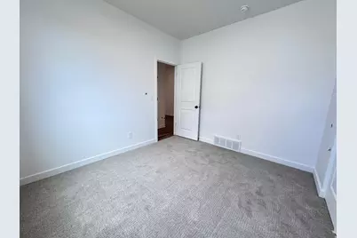 1004 Paramount Cv #315, Riverdale, UT 84405 - Photo 8