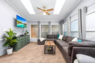 264 E Jordan View Dr, Sandy, UT 84070 - Photo 16