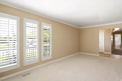 330 Pin Oak Ln W, Kaysville, UT 84037 - Photo 6