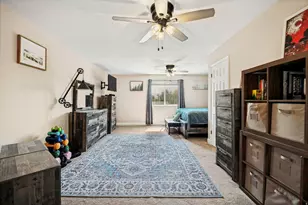 6902 S Lynaria Ct, West Jordan, UT 84081 - Photo 10
