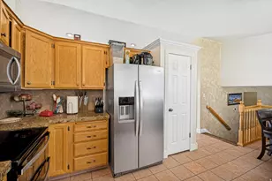 6902 S Lynaria Ct, West Jordan, UT 84081 - Photo 6
