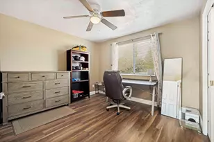 6902 S Lynaria Ct, West Jordan, UT 84081 - Photo 12