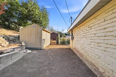 2837 S Davis Blvd E, Bountiful, UT 84010 - Photo 30