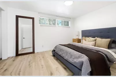 2837 S Davis Blvd E, Bountiful, UT 84010 - Photo 16