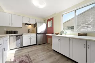 2837 S Davis Blvd E, Bountiful, UT 84010 - Photo 10