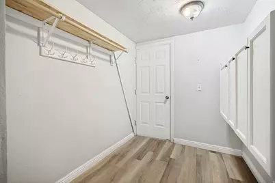 5529 Ridge Hollow Way, Kearns, UT 84118 - Photo 12