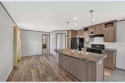 1583 N 180 E, Tooele, UT 84074 - Photo 12