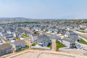 9822 N Bridge St, Eagle Mountain, UT 84005 - Photo 30