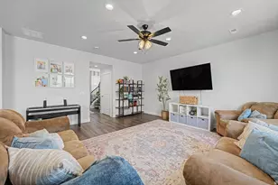 9822 N Bridge St, Eagle Mountain, UT 84005 - Photo 4