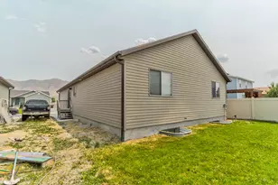 3787 N Tumwater Ln E, Eagle Mountain, UT 84005 - Photo 22