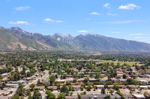2353 E Cinnabar Ln S, Cottonwood Heights, UT 84121 - Photo 56