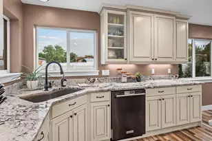 996 N 475 E, Orem, UT 84097 - Photo 12