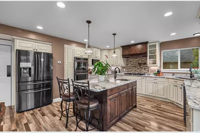 996 N 475 E, Orem, UT 84097 - Photo 10