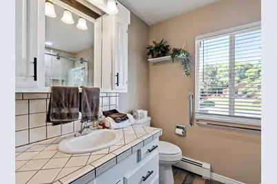 2444 E High Mountain Dr, Sandy, UT 84092 - Photo 24