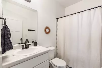 684 E 330 N, Vineyard, UT 84059 - Photo 20