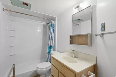 572 W 1680 N, Clinton, UT 84015 - Photo 24