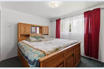 572 W 1680 N, Clinton, UT 84015 - Photo 16