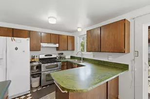 572 W 1680 Dr N, Clinton, UT 84015 - Photo 12