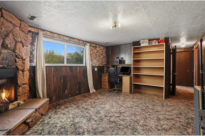 572 W 1680 N, Clinton, UT 84015 - Photo 30