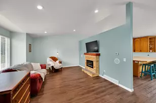 73 W 1340 S, Farmington, UT 84025 - Photo 2
