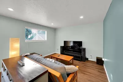 73 W 1340 S, Farmington, UT 84025 - Photo 12