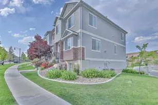 1954 N Hillcrest Rd, Saratoga Springs, UT 84045 - Photo 4