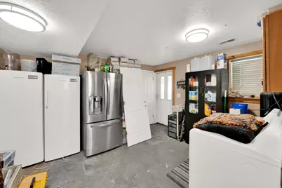 1440 W 1500 S, Woods Cross, UT 84087 - Photo 24