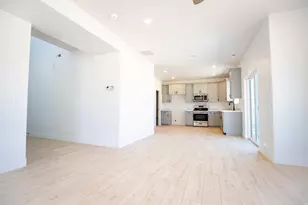 564 W 1775 N, Harrisville, UT 84404 - Photo 2