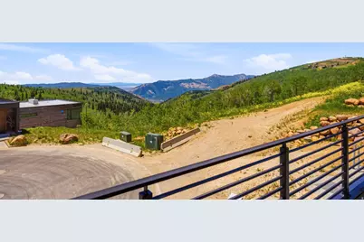 8452 E Spring Park Rd, Eden, UT 84310 - Photo 66